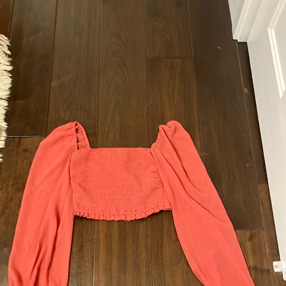 Aritiza Wilfred rose red top